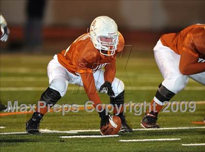 Thumbnail 3 in Bowie vs. Abilene (Texas 5A Region II D2 Final) photogallery.