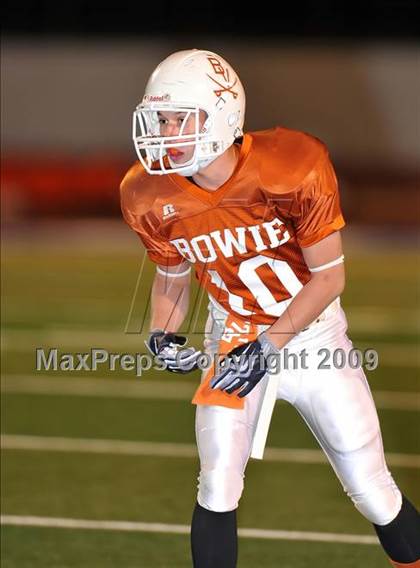 Thumbnail 2 in Bowie vs. Abilene (Texas 5A Region II D2 Final) photogallery.