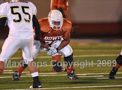 Thumbnail 1 in Bowie vs. Abilene (Texas 5A Region II D2 Final) photogallery.