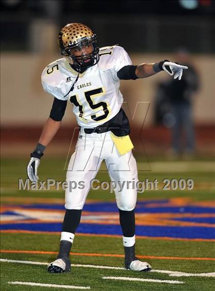 Thumbnail 3 in Bowie vs. Abilene (Texas 5A Region II D2 Final) photogallery.