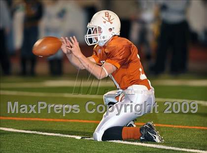 Thumbnail 1 in Bowie vs. Abilene (Texas 5A Region II D2 Final) photogallery.