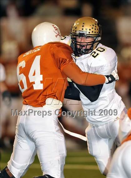 Thumbnail 2 in Bowie vs. Abilene (Texas 5A Region II D2 Final) photogallery.