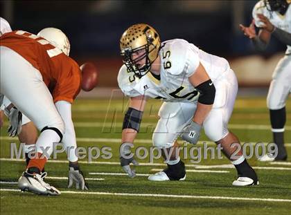 Thumbnail 1 in Bowie vs. Abilene (Texas 5A Region II D2 Final) photogallery.