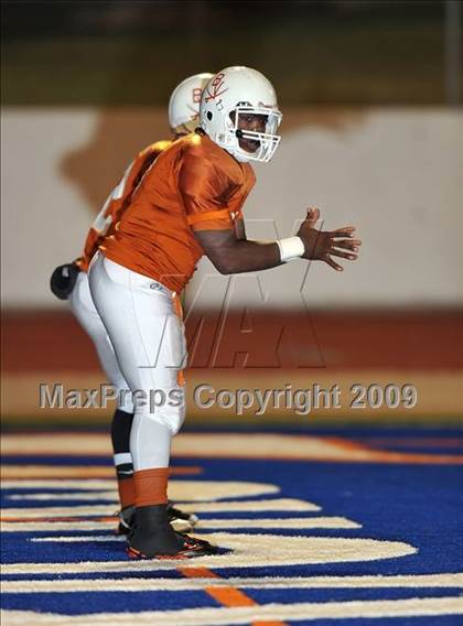 Thumbnail 1 in Bowie vs. Abilene (Texas 5A Region II D2 Final) photogallery.