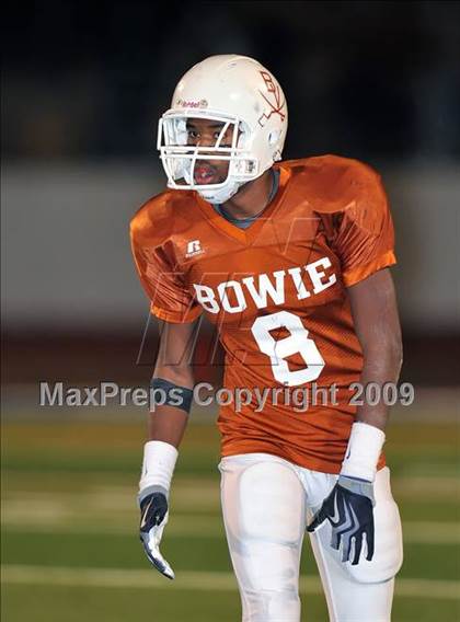 Thumbnail 1 in Bowie vs. Abilene (Texas 5A Region II D2 Final) photogallery.