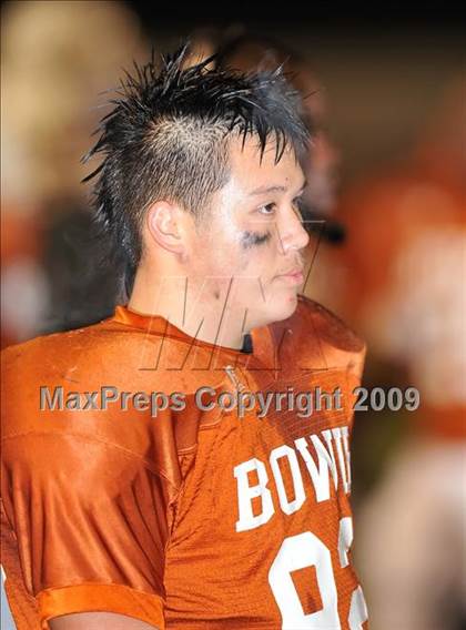 Thumbnail 1 in Bowie vs. Abilene (Texas 5A Region II D2 Final) photogallery.