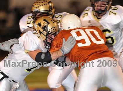 Thumbnail 2 in Bowie vs. Abilene (Texas 5A Region II D2 Final) photogallery.