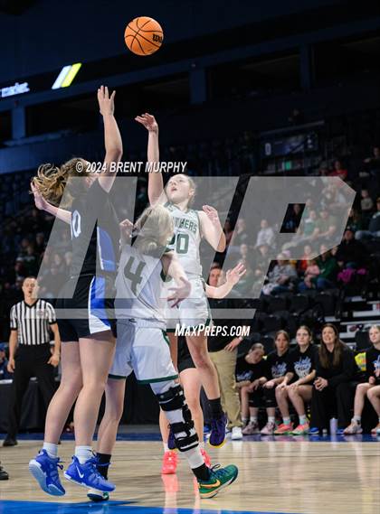 Thumbnail 3 in Rangely vs. Denver Christian (CHSAA 2A Consolation Semifinal) photogallery.