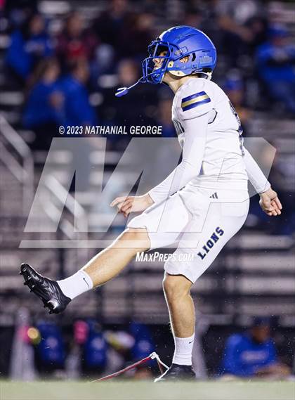 Thumbnail 2 in Elkhart @ Penn (IHSAA 6A Sectional Semifinal) photogallery.