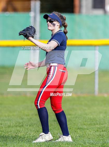 Thumbnail 3 in Black Hills @ Tumwater photogallery.