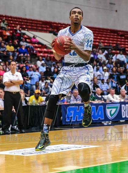 Thumbnail 2 in Ribault vs Lake Highland (FHSAA 4A Final)  photogallery.