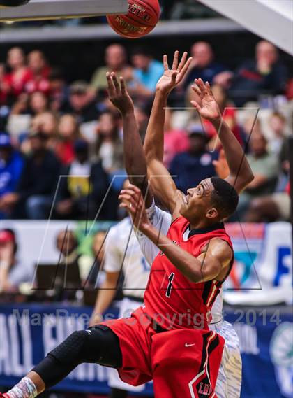 Thumbnail 1 in Ribault vs Lake Highland (FHSAA 4A Final)  photogallery.