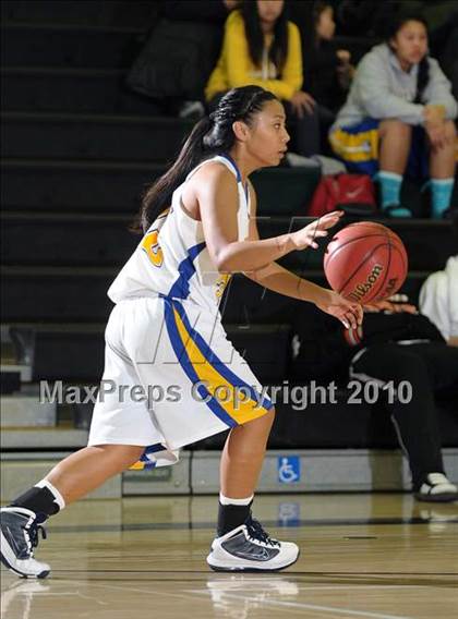 Thumbnail 1 in Vacaville vs. Benicia (Ram Jam Winter Classic) photogallery.