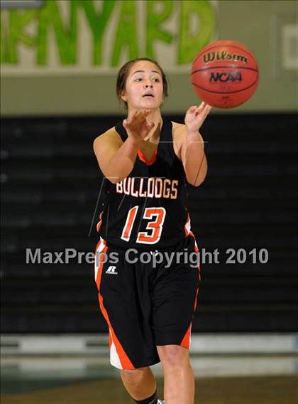 Thumbnail 3 in Vacaville vs. Benicia (Ram Jam Winter Classic) photogallery.