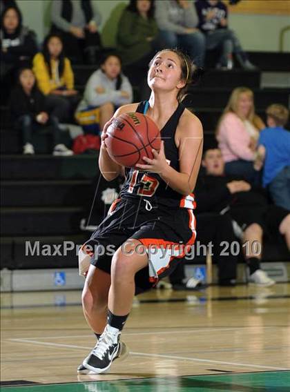 Thumbnail 3 in Vacaville vs. Benicia (Ram Jam Winter Classic) photogallery.