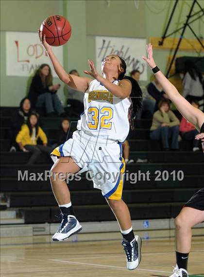 Thumbnail 3 in Vacaville vs. Benicia (Ram Jam Winter Classic) photogallery.