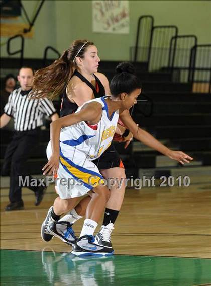 Thumbnail 2 in Vacaville vs. Benicia (Ram Jam Winter Classic) photogallery.