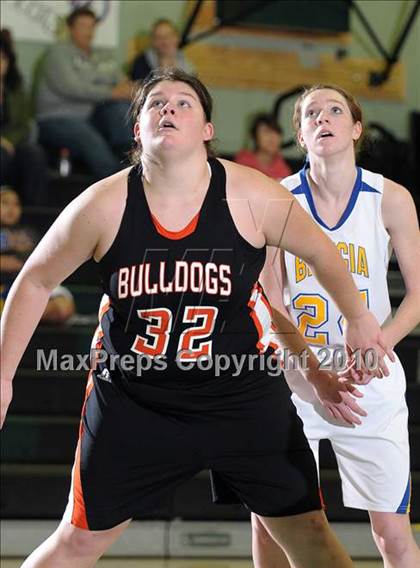 Thumbnail 1 in Vacaville vs. Benicia (Ram Jam Winter Classic) photogallery.