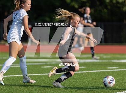 Thumbnail 2 in Freeman @ Deep Run (VHSL Class 5 Region C Regional Final) photogallery.