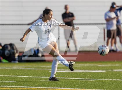 Thumbnail 2 in Freeman @ Deep Run (VHSL Class 5 Region C Regional Final) photogallery.