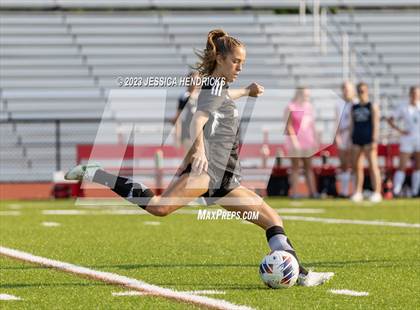 Thumbnail 2 in Freeman @ Deep Run (VHSL Class 5 Region C Regional Final) photogallery.