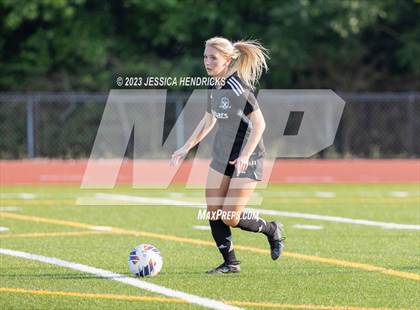 Thumbnail 2 in Freeman @ Deep Run (VHSL Class 5 Region C Regional Final) photogallery.