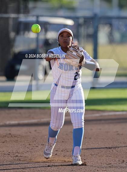 Thumbnail 3 in Buchanan @ Clovis North photogallery.