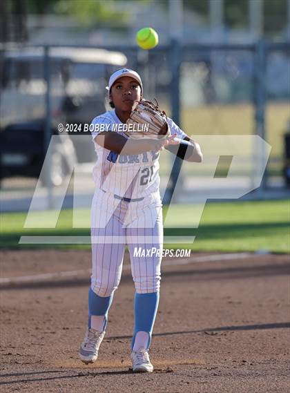 Thumbnail 1 in Buchanan @ Clovis North photogallery.