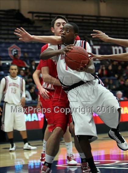 Thumbnail 2 in St. Mary's vs Salesian photogallery.