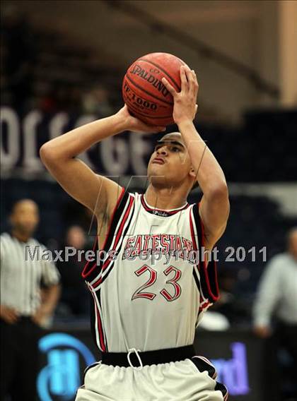 Thumbnail 2 in St. Mary's vs Salesian photogallery.
