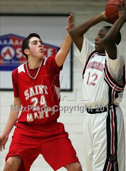 Thumbnail 3 in St. Mary's vs Salesian photogallery.