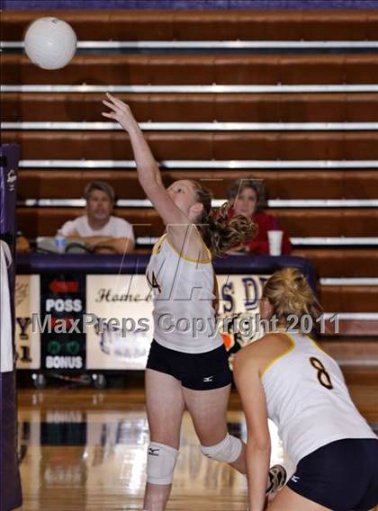 Thumbnail 2 in Seymour @ Sevier County photogallery.