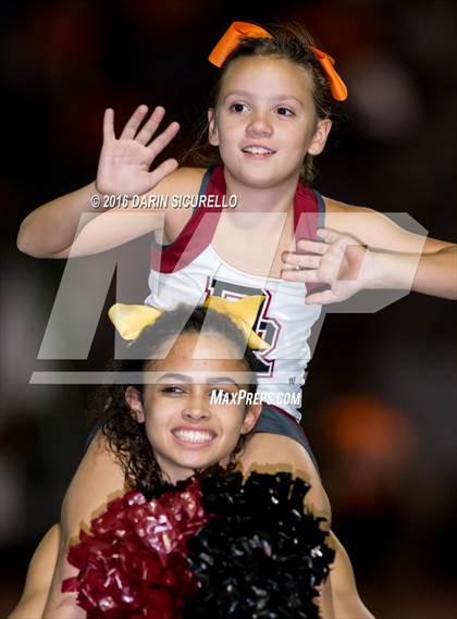 Thumbnail 3 in Desert Ridge @ Corona del Sol photogallery.