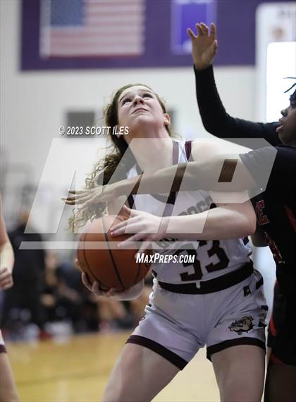 Thumbnail 2 in Stow-Munroe Falls vs. Wayne (OGBR Classic in the City) photogallery.
