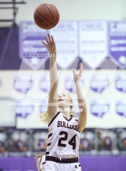 Thumbnail 2 in Stow-Munroe Falls vs. Wayne (OGBR Classic in the City) photogallery.