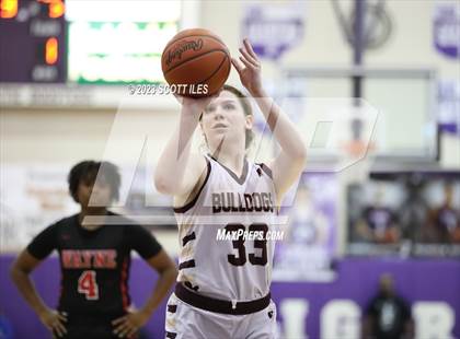 Thumbnail 3 in Stow-Munroe Falls vs. Wayne (OGBR Classic in the City) photogallery.