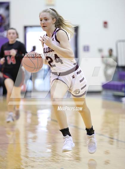 Thumbnail 3 in Stow-Munroe Falls vs. Wayne (OGBR Classic in the City) photogallery.