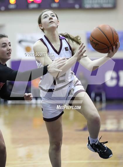 Thumbnail 2 in Stow-Munroe Falls vs. Wayne (OGBR Classic in the City) photogallery.