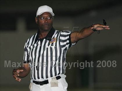 Thumbnail 2 in Vaughn vs. View Park Prep photogallery.