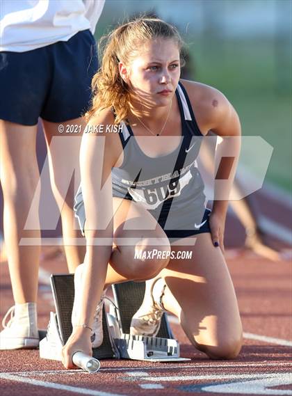 Thumbnail 3 in AIA D2 & D4 Track & Field Championship photogallery.