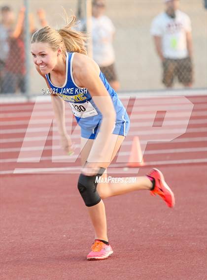 Thumbnail 3 in AIA D2 & D4 Track & Field Championship photogallery.