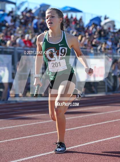 Thumbnail 3 in AIA D2 & D4 Track & Field Championship photogallery.