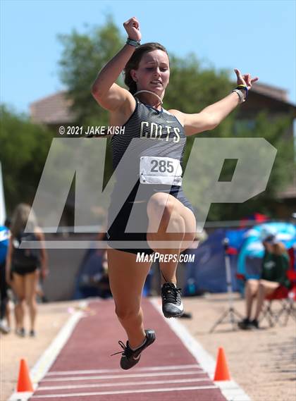 Thumbnail 2 in AIA D2 & D4 Track & Field Championship photogallery.