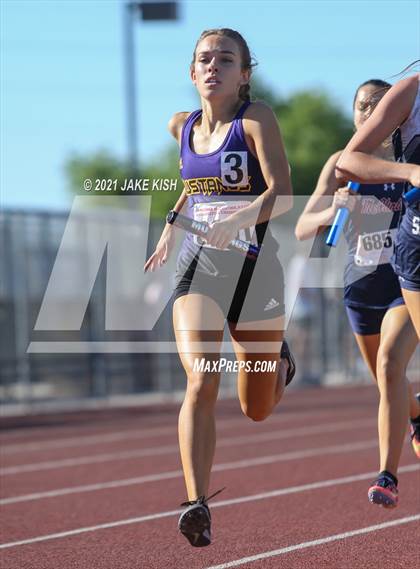 Thumbnail 1 in AIA D2 & D4 Track & Field Championship photogallery.