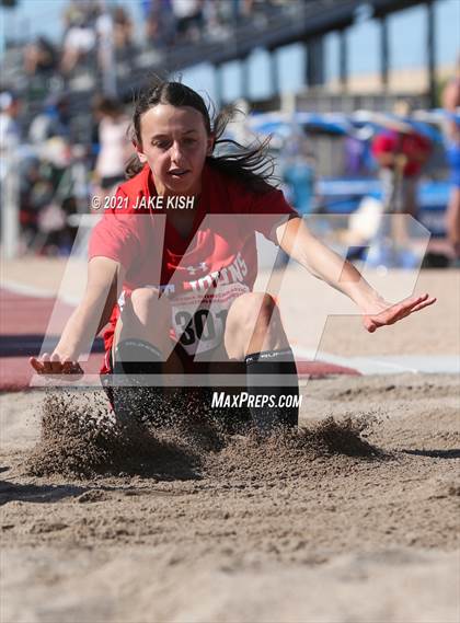 Thumbnail 1 in AIA D2 & D4 Track & Field Championship photogallery.