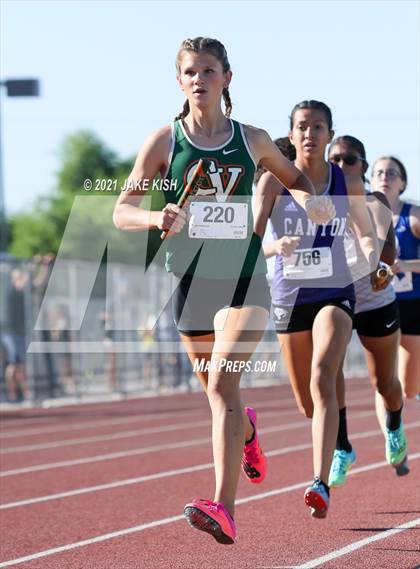 Thumbnail 3 in AIA D2 & D4 Track & Field Championship photogallery.