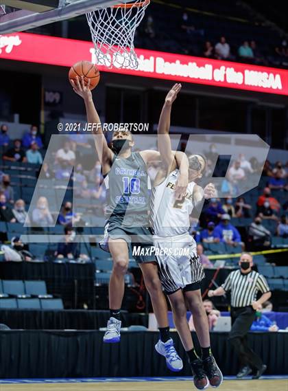 Thumbnail 1 in Catholic Central vs. Ferndale (MHSAA D2 Semifinal) photogallery.