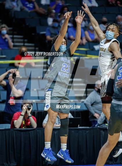 Thumbnail 1 in Catholic Central vs. Ferndale (MHSAA D2 Semifinal) photogallery.