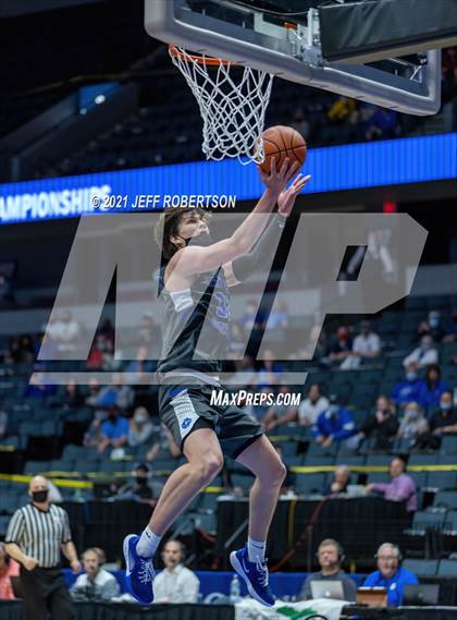 Thumbnail 3 in Catholic Central vs. Ferndale (MHSAA D2 Semifinal) photogallery.