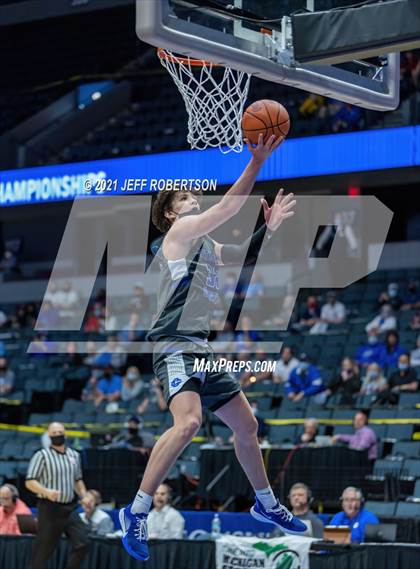 Thumbnail 1 in Catholic Central vs. Ferndale (MHSAA D2 Semifinal) photogallery.
